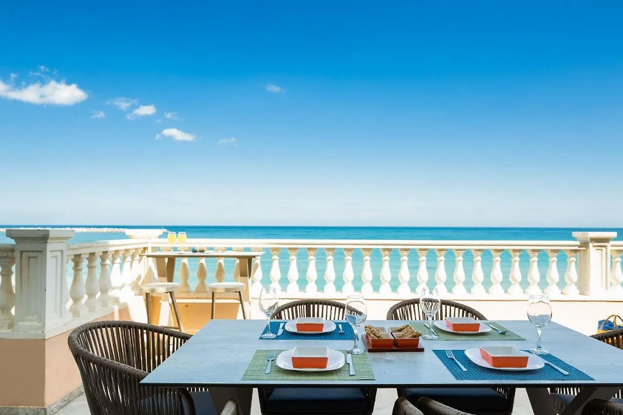 Birais Beach Studios Rethymno  3*, Rethymno (Crete) Greece