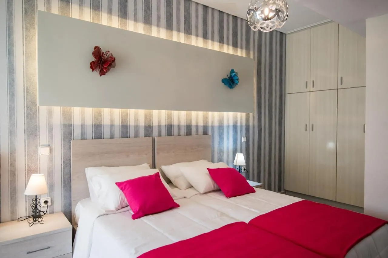 Birais Beach Studios Rethymno  3*, Rethymno (Crete)