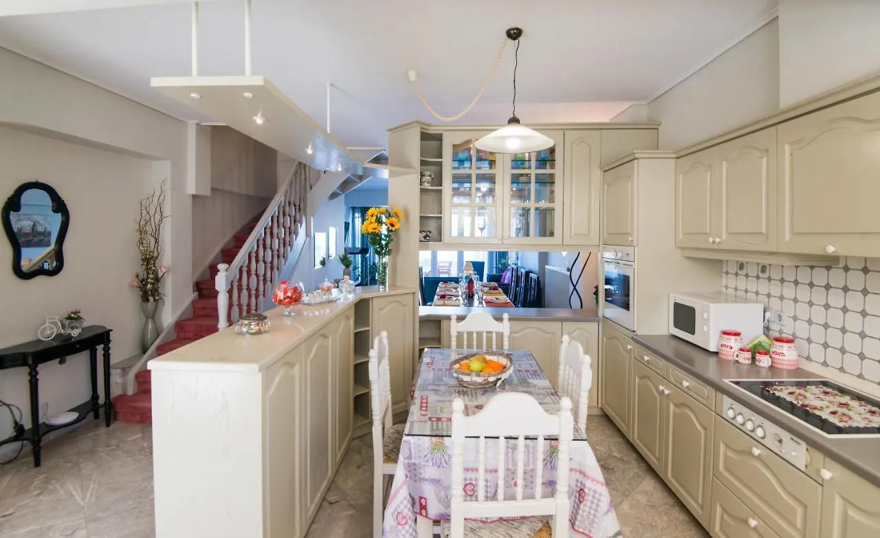 Birais Beach Studios Rethymno  Hotel